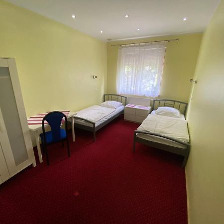Hotel Tequila Miedzyrzecz Ngoại thất bức ảnh
